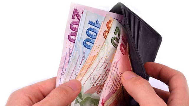 EPDK'dan 8 akaryakıt şirketine 2,4 milyon lira ceza