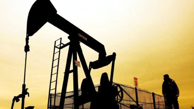 Petrol üretimini kısma kararı uzatılabilir