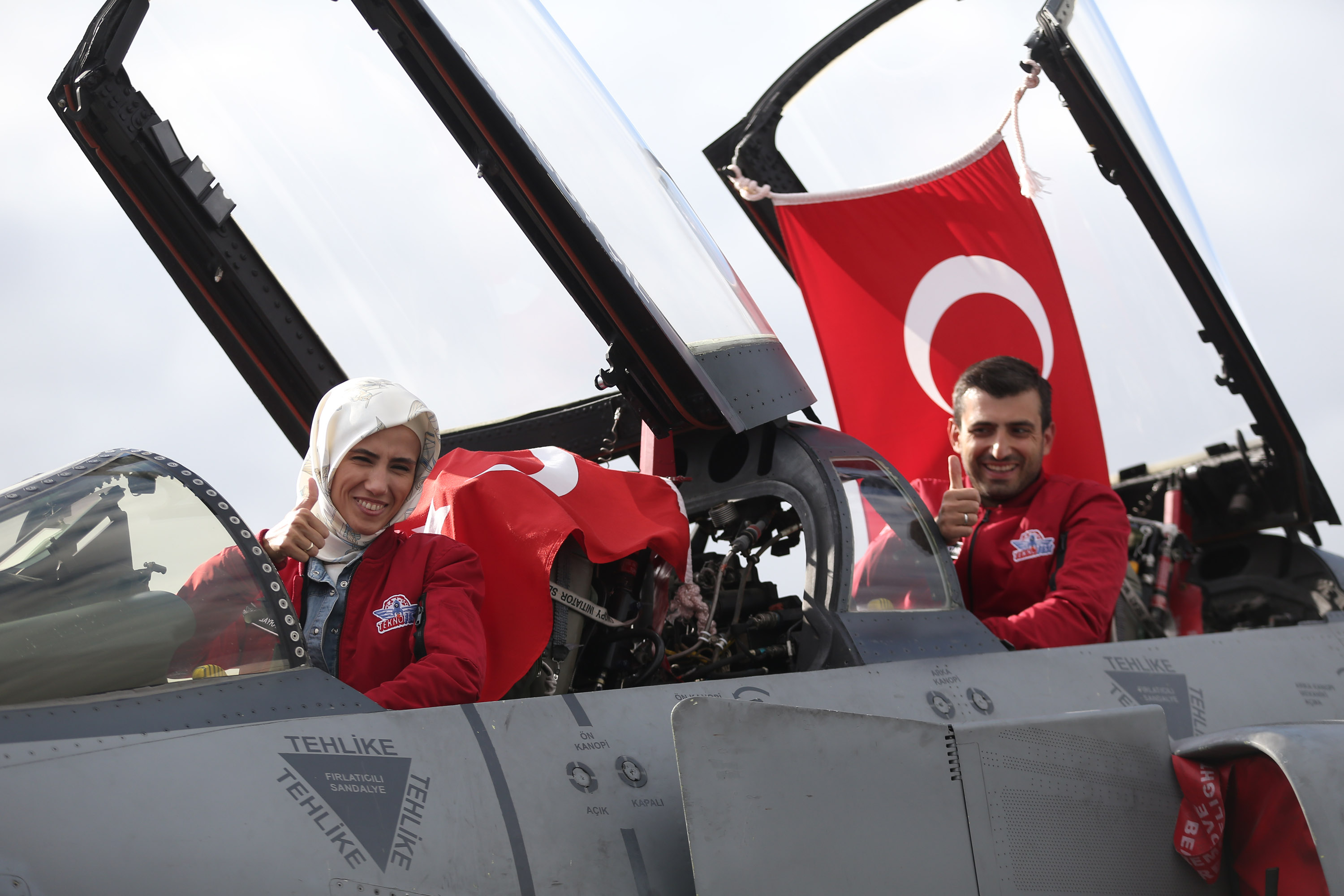 Türkiye'nin ilk havacılık, uzay ve teknoloji festivali TEKNOFEST başladı