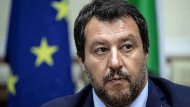 İtalya, derecelendirme kuruluşlarına karşı kararlı