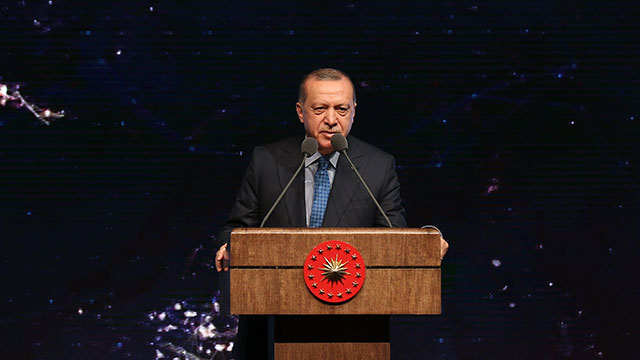 Erdoğan'dan tüm kurumlara: Acil olmayanları ithal etmeyin