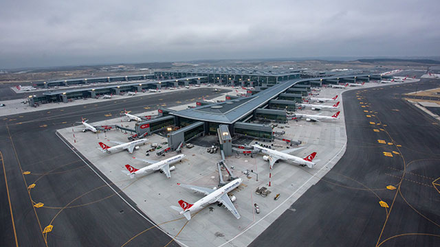 İstanbul Havalimanı'na tarihi taşınma sonrası iş ilanları da arttı