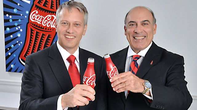 Coca-Cola'da Muhtar Kent, bayrağı James Quincey'e devretti