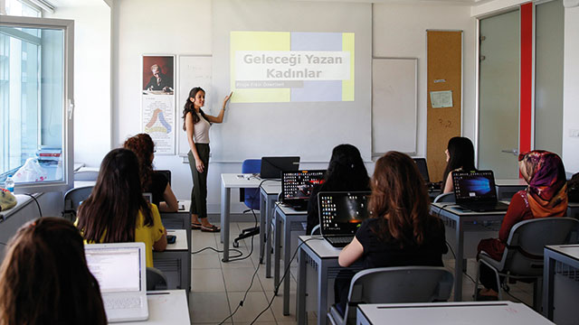 Turkcell’in 'Geleceği Yazan Kadınlar' projesi, BM programına dahil oldu