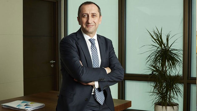 Türk Telekom'un yeni CEO'su Ümit Önal'dan ilk mesaj
