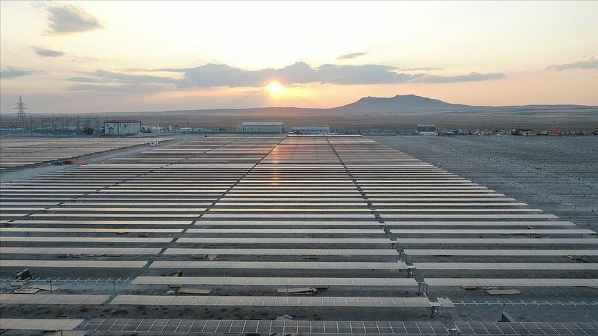 Türkiye'nin ilk entegre güneş paneli fabrikasında kapasite katlanacak