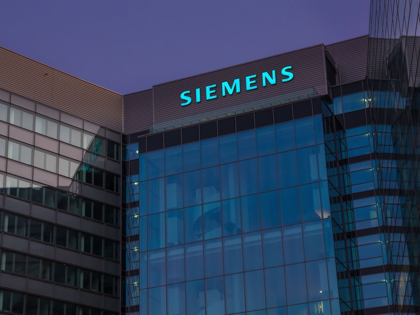 Siemens news. Simens AG. Siemens фирма. Сименс фото.