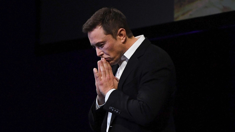 Elon Musk'ın serveti yüzde 24 eridi