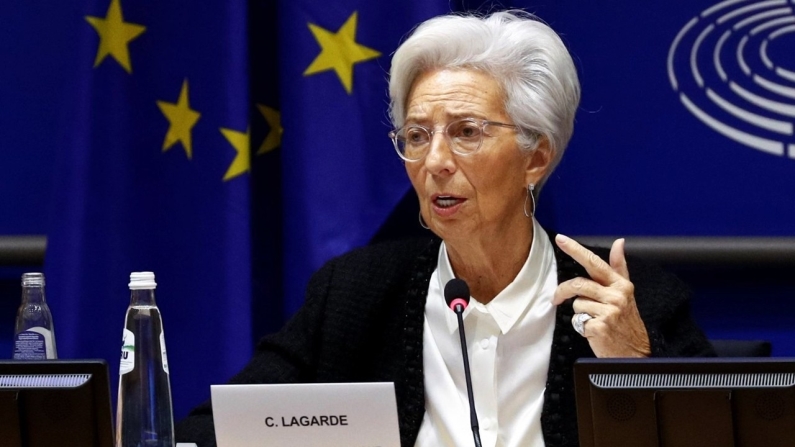 Lagarde'den 'faiz' açıklaması