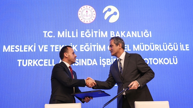 Turkcell'den geleceğin yazılımcıları için istihdam seferberliği