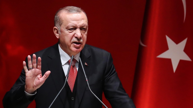 Erdoğan: Faiz lobileri kuduruyor