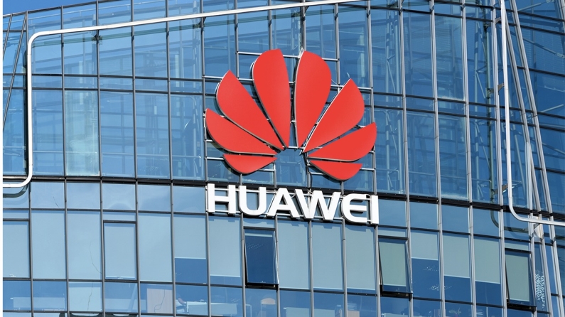 Çinli Huawei'in 2021'de gelirleri düştü, karlılığı arttı