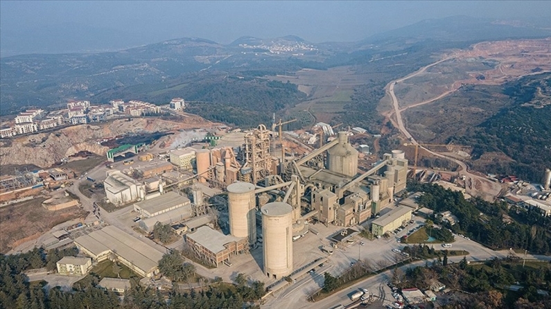 Bursa'daki yarım asırlık çimento fabrikası 'çevre ve sürdürülebilirlik' için yenilenecek
