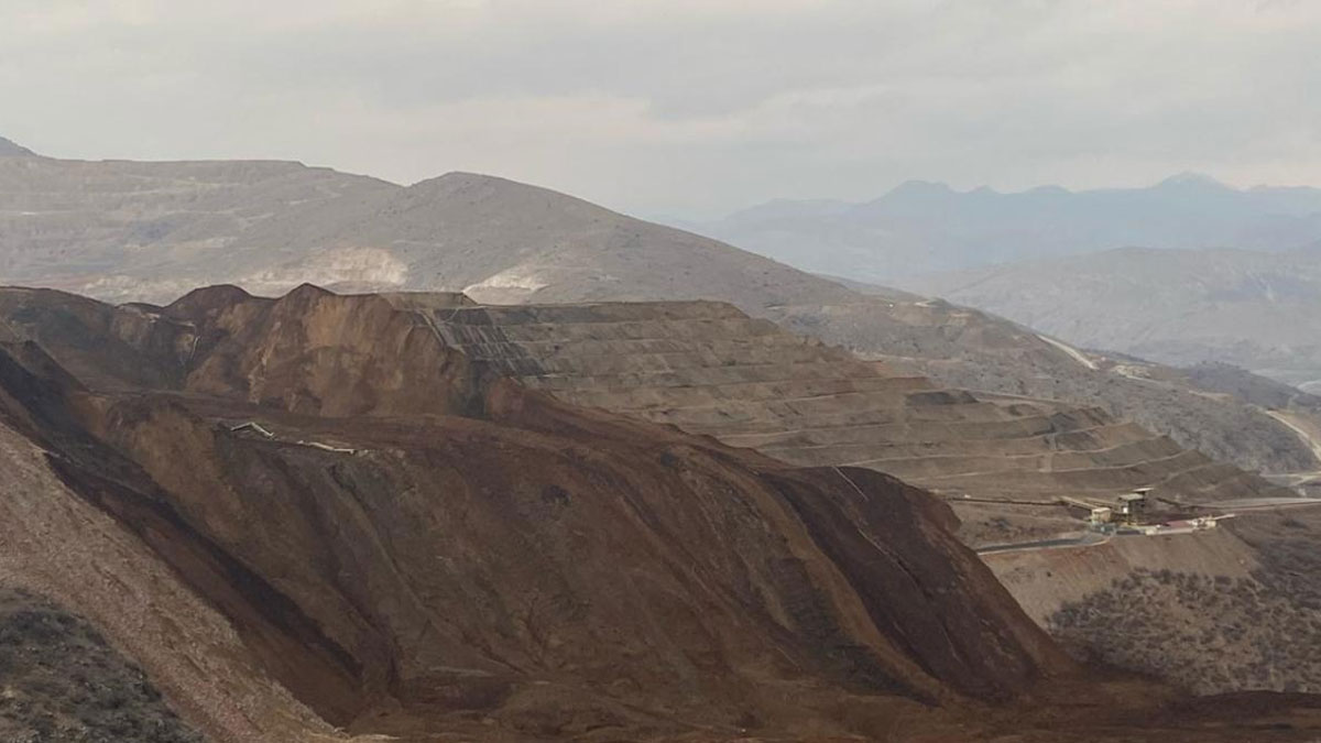 Bakan Bayraktar'dan altın madenindeki siyanür tehdidine ilişkin açıklama