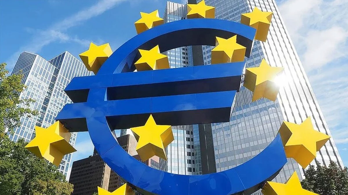 Euro Bölgesi'nde enflasyon yatay seyretti