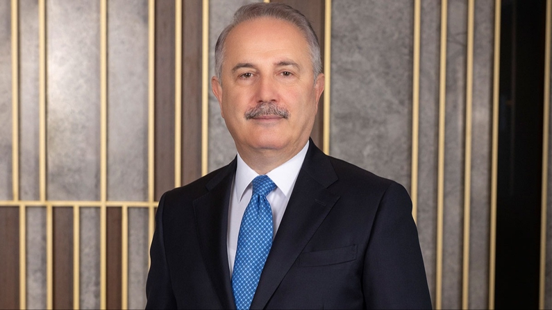 VakıfBank Genel Müdürü Abdi Serdar Üstünsalih güven tazeledi