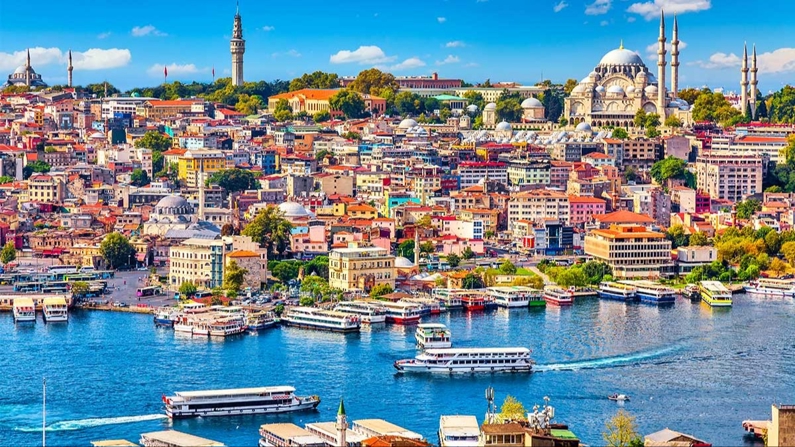 İstanbul'da yılın 5 ayında turist rekoru kırıldı