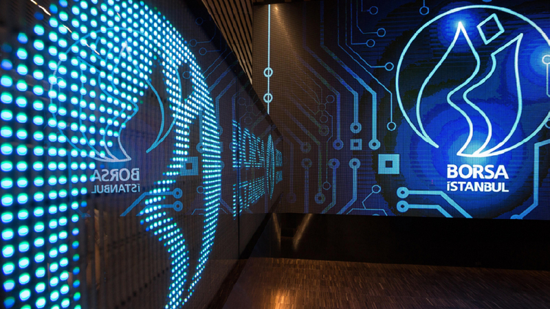 <p><b>İŞ GAYRİMENKUL YATIRIM ORTAKLIĞI A.Ş. (ISGYO)</b></p><p><br></p><p>Pay başına brüt 0,0834419 TL, net 0,0834419 TL temettü dağıtılması genel kurul onayına sunulacak. Teklif edilen nakit kar payı hak kullanım tarihi 31 Mart, ödeme tarihi 2 Nisan 2026. </p>