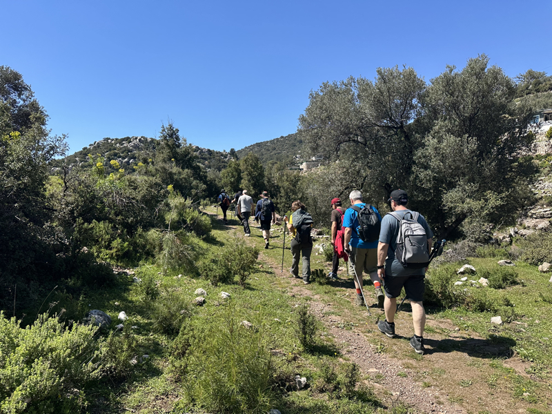 <p>Ayrıca Kadeş Savaşı ile ilgili yazılı kaynaklar bu insanları "deniz insanları Lukkiler" olarak adlandırır. Tarihçilere göre "Lukka", "Işık Ülkesi" anlamına gelmektedir. </p>