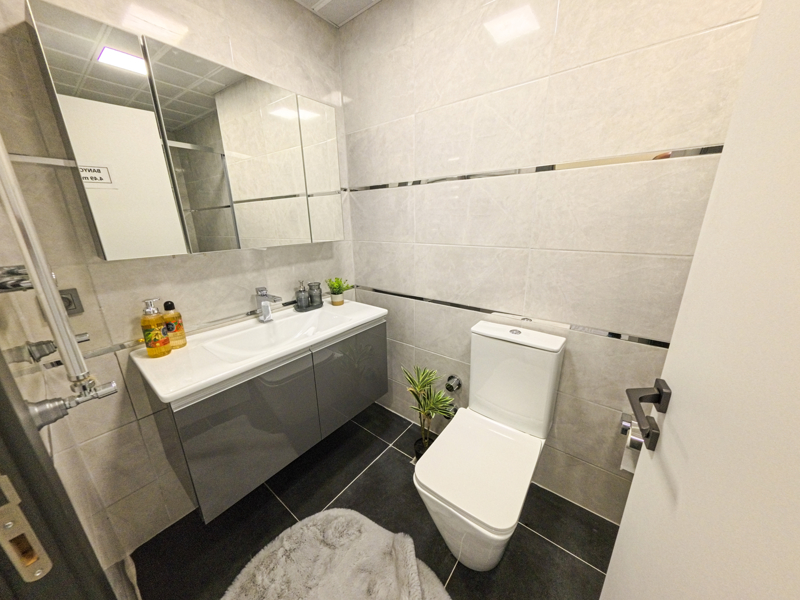 <p>Örnek daireler TOKİ tarafından Kayaşehir'de belirlenen alana inşa edildi. Toplantıda 1 adet 2+1, 2 adet de 1+1 daire  basın mensuplarına gösterildi.</p>