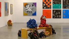 'Ufuk Çizgisinden Öteye' sergisi sanatseverlerle buluşmaya devam ediyor