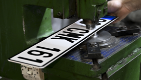 APP plakalarla ilgili Bakandan açıklama var