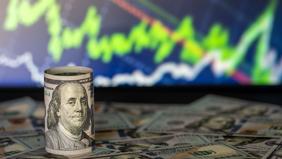 Dolar 4 ay sonra kritik eşiği aştı: Uzman isimden 'ralli' yorumu