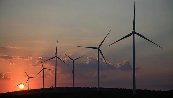 Enerjide küresel yatırımlar geriledi