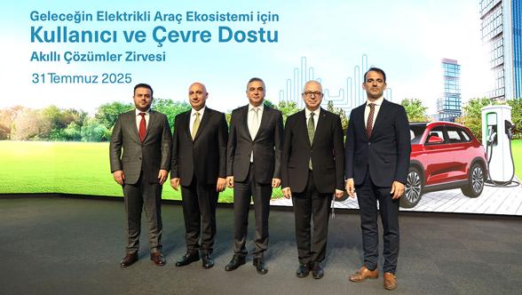 Halkbank'ın 'Dünyamızı Şarj Edelim' zirvesi elektrikli araç ekosisteminin geleceğine ışık tuttu