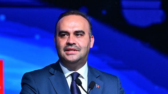 Bakan Kacır: Türkiye'nin kalkınmasına hız vermeye devam edeceğiz