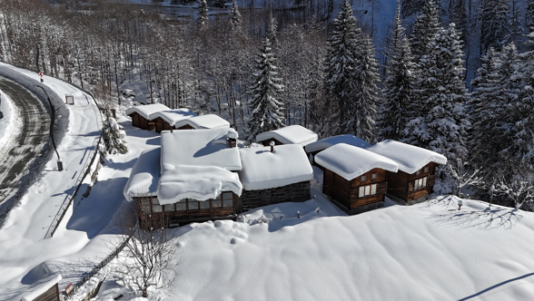 Türkiye'de bir kış masalı gibi: Kar kalınlığı 60 santimetreyi buldu