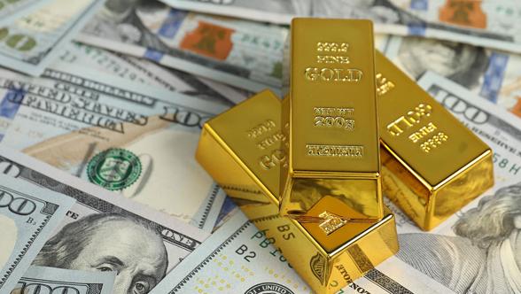 Doların tahtı sallanıyor: Altın alımlarında tarihi rekor