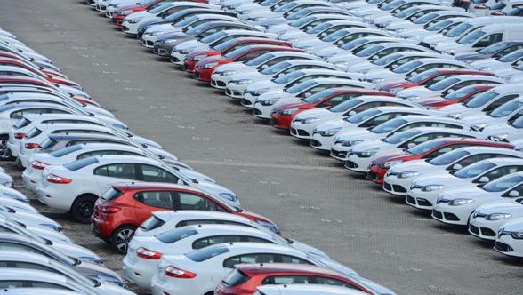 İkinci el otomotiv piyasasında yılın ilk fiyat düşüşü görüldü