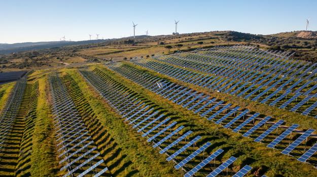 The Guardian'dan dikkat çeken Türkiye yorumu: AB'yi solluyor