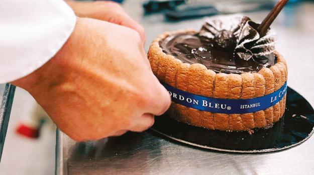 Sadece yıldız değil, kimlik meselesi