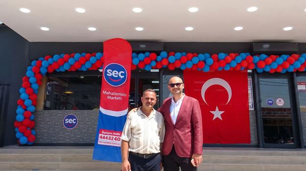 Hatay'da yıkıntıların arasından doğan marketin başarı hikayesi