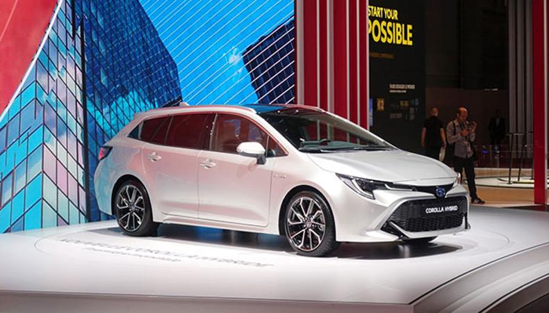 Toyota en yenileriyle Paris Fuarı'nda