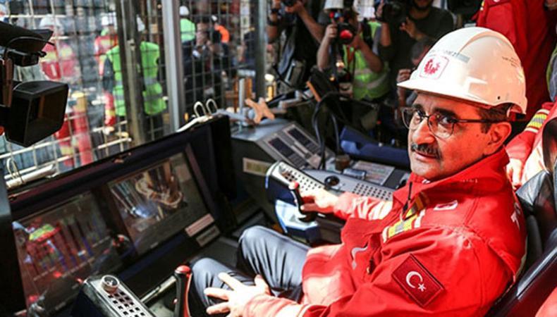 Bakan Dönmez: Petrol veya doğal gaz bulana kadar asla durmayacağız
