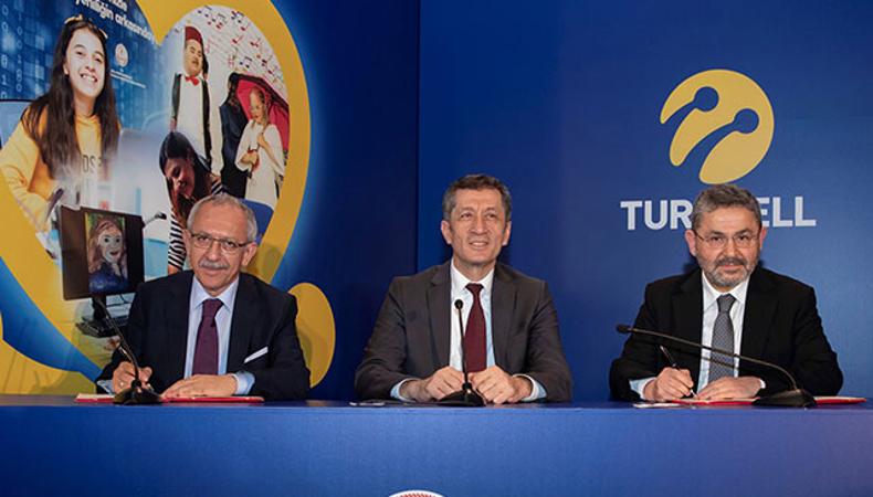 Turkcell, 2020'ye kadar 50 bin engelli öğrenciye destek verecek