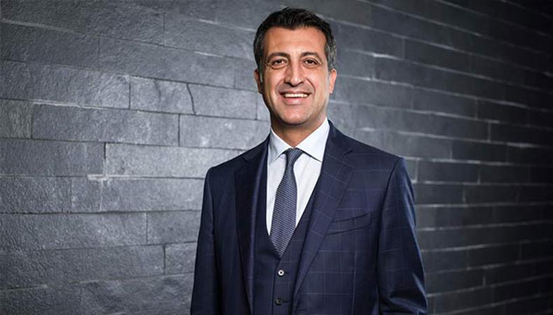 Dünya devinin başına bir Türk geçti