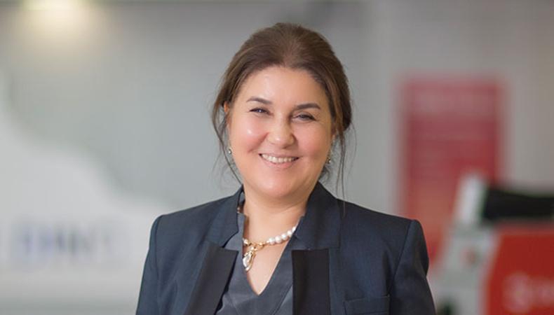Hülya Gedik: Mutluluğumu oluşturan bütün insanlara