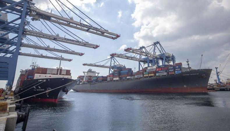 Dış ticaret açığı şubatta yüzde 63,1 azaldı
