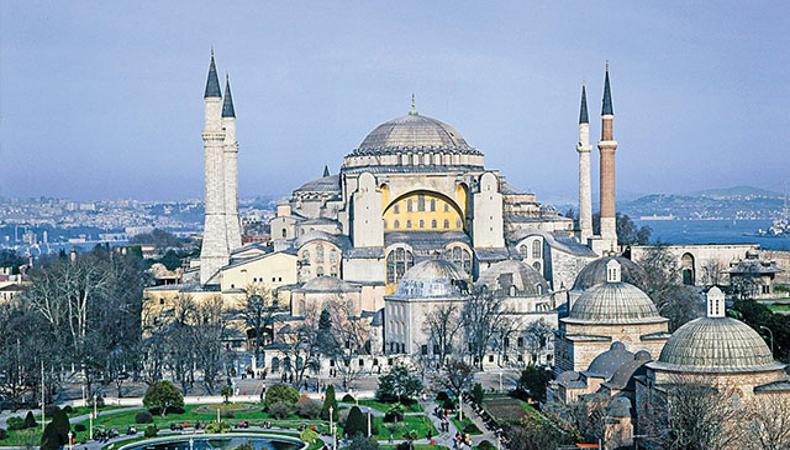 Bayramda müze ve ören yerlerine ziyaretçi akını