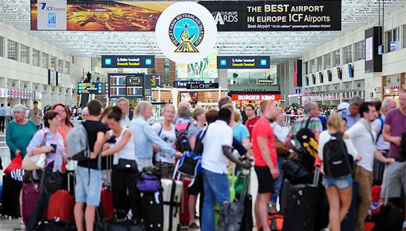 Türkiye'ye yılın 5 ayında 12 milyon 757 bini aşkın yabancı ziyaretçi geldi