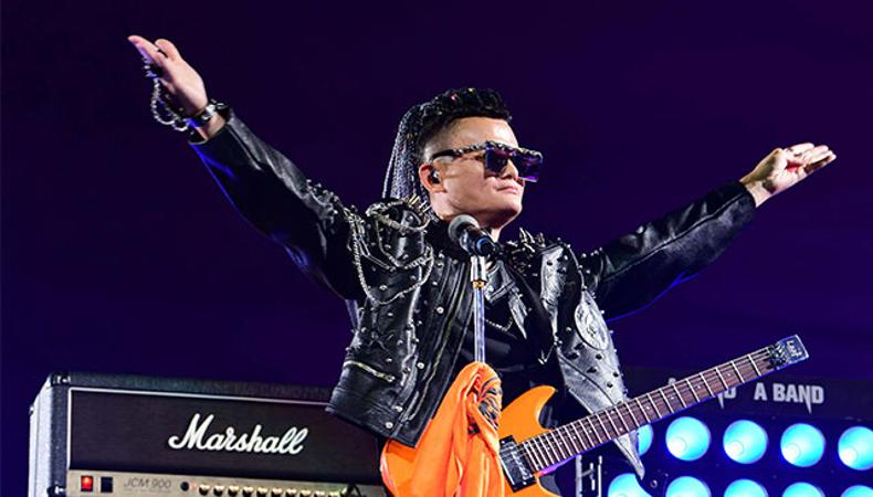 Alibaba kurucusu Jack Ma emekli oldu