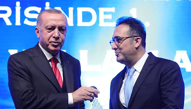 "Hizmet ihracatı 25,8 milyar dolar cari fazla verdi"