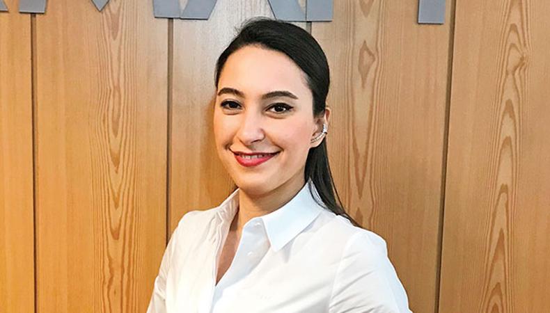 Ekmeğini madenden çıkarıyor: Makbule Afşar 