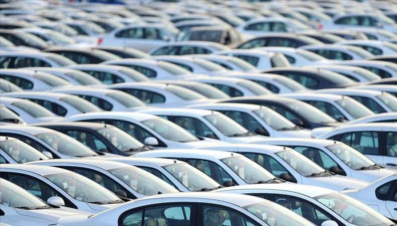 Otomotiv satışları nisanda daraldı