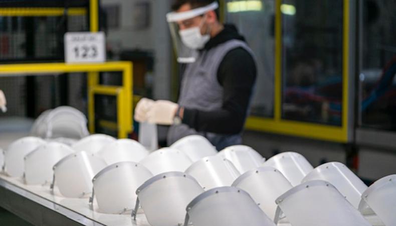 BSH Türkiye yüz siperi üretmeye başladı