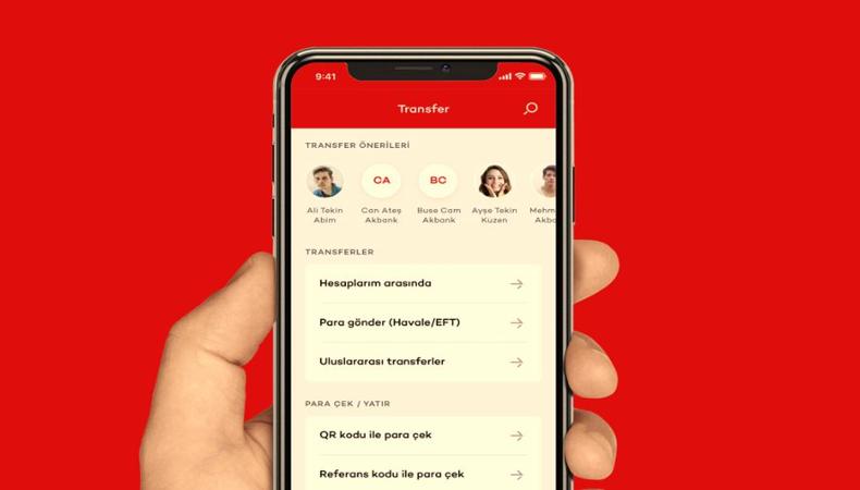 Akbank mobil yenilenmeye devam ediyor